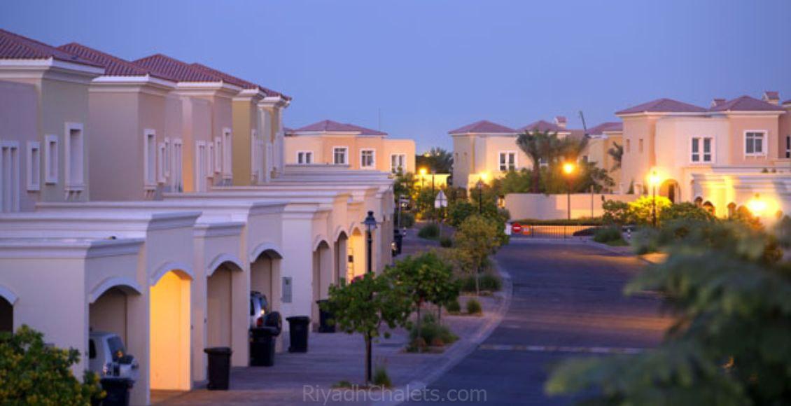 صورة لمجموعة عقارات في حي القادسية الرياض